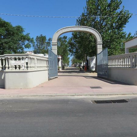 Centro Turistico La Perla Del Gargano Hotel Foce Varano Kültér fotó