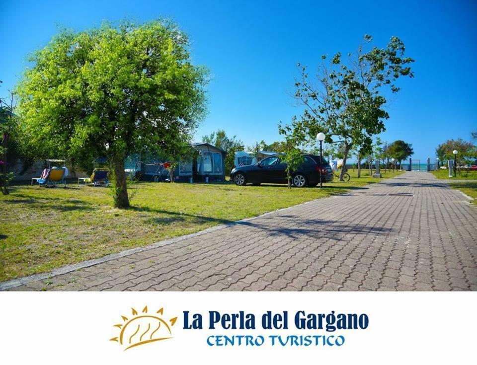 Centro Turistico La Perla Del Gargano Hotel Foce Varano Kültér fotó